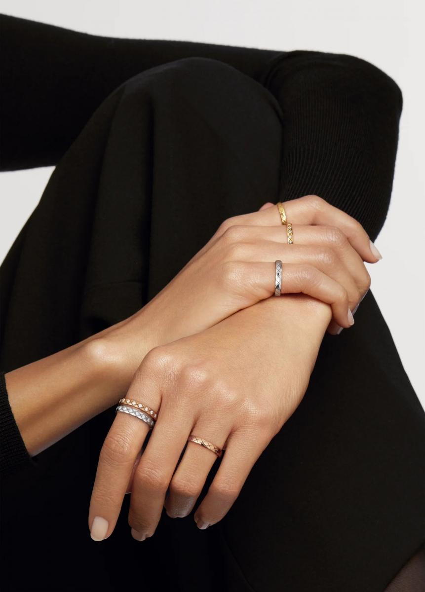 Chanel Coco Crush 系列珠寶常見問題一次解答。