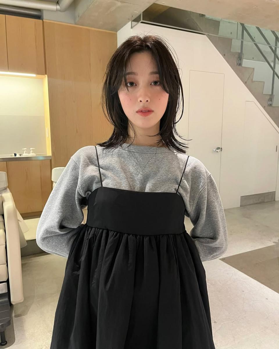 及肩髮型推薦4：輕薄魚尾剪