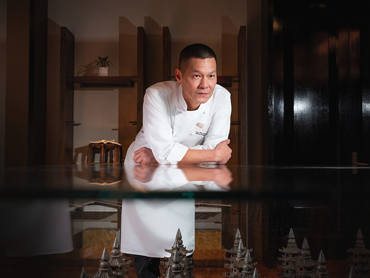 來自香港的「雅閣」中餐廳主廚阮明燊，以「回歸粵菜本真」傳承經典廣東料理的深厚底蘊