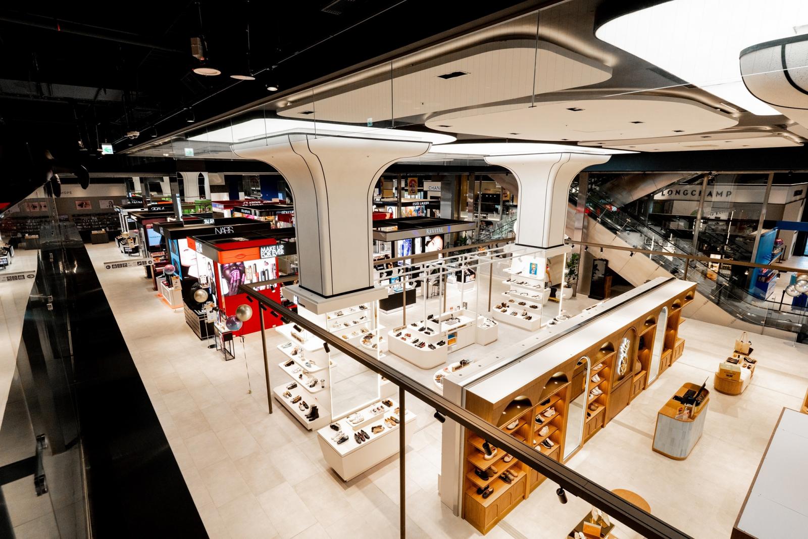 60大獨家首發品牌、超過 200家話題品牌,齊聚打造潮人玩家新據點。