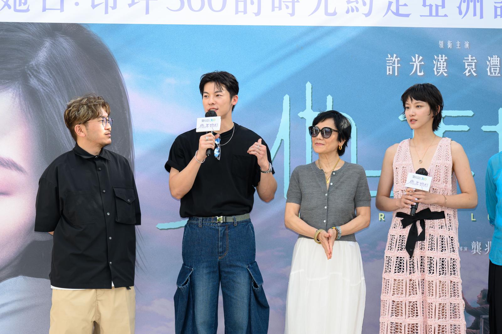 許光漢以簡單素色上衣與牛仔褲搭配 Rolex Daytona 運動錶,證明這款錶的百搭特質。它能與正裝西服並肩,亦能與休閒服飾呼應。