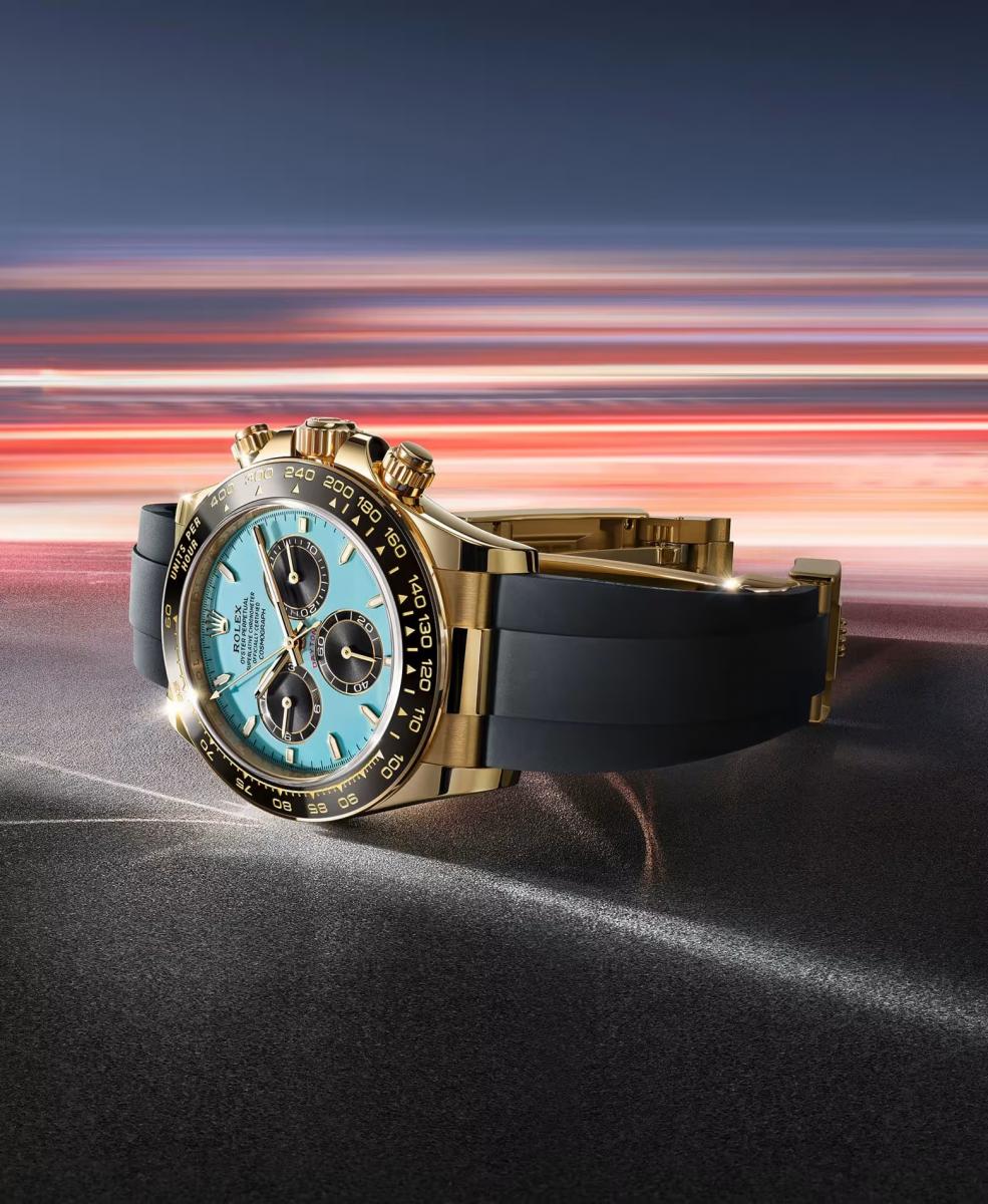 Daytona 的傳奇不只靠外觀,機芯才是它的真正核心。2000年勞力士研發的 4130 型機芯,以更少零件達成更高效率,成就堅固耐用的標準。2023年進一步升級為 4131 型。