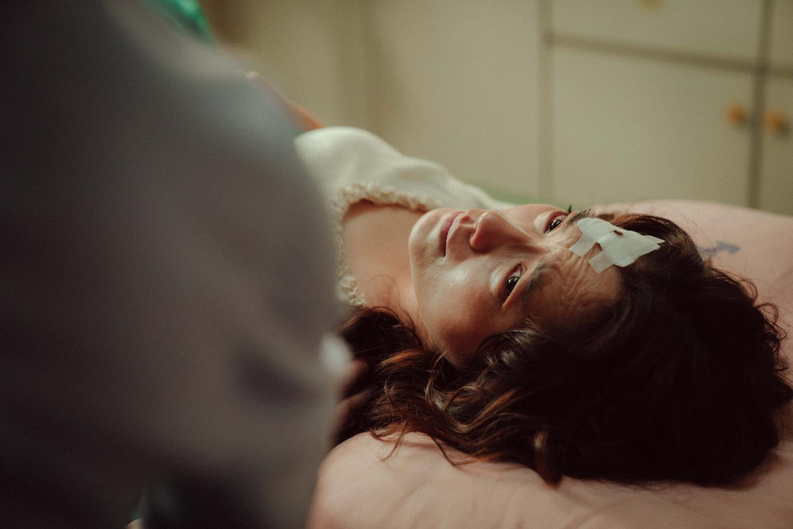 巧合的是,阿秋在劇中那段煎熬的求子經歷,正好與高伊玲人生某段過往重疊