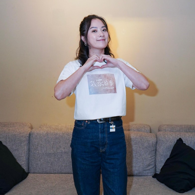 從模特兒、主持人到演員，高伊玲走過三十年的轉變，不僅讓她找到與觀眾交流的方式，也讓她在《我家的事》中，將她用自身的體悟和傷痕