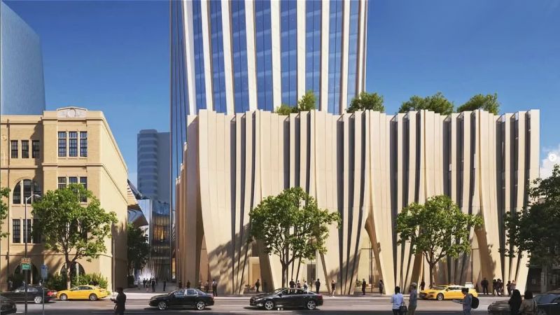 「中華郵政塔」是台北古蹟「北門郵局」的公辦都更案，將於台北車站北門廣場旁興建一座高達 47 層的商辦大樓。總投資金額達新台幣 278 億元，將成為國內唯一融合古蹟與現代化金融中心的建築地標。該案由國際建築團隊 Zaha Hadid Architects（札哈·哈蒂德建築事務所）參與設計，其代表作品包括新北市的「淡江大橋」。建築高度超過 150 公尺，預計於 2030 年完工。