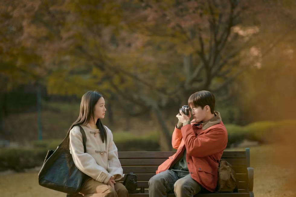 《妳和其餘的一切》劇照