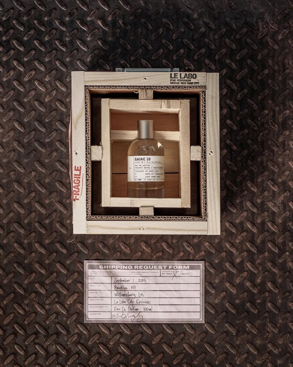 Le Labo 城市限定系列（City Exclusives）最早於 2007 年推出，靈感來自品牌想「為世界上不同城市創造獨有的氣味」。每一款城市限定香水都與那座城市的個性、文化、氣候或精神相呼應，並維持 Le Labo 一貫的極簡包裝與手工貼標設計。調香師會針對該城市的氣候與文化背景設計香氣，例如：Vanille 44（巴黎）傳遞溫暖優雅的香草與琥珀氣息，體現花都的浪漫。