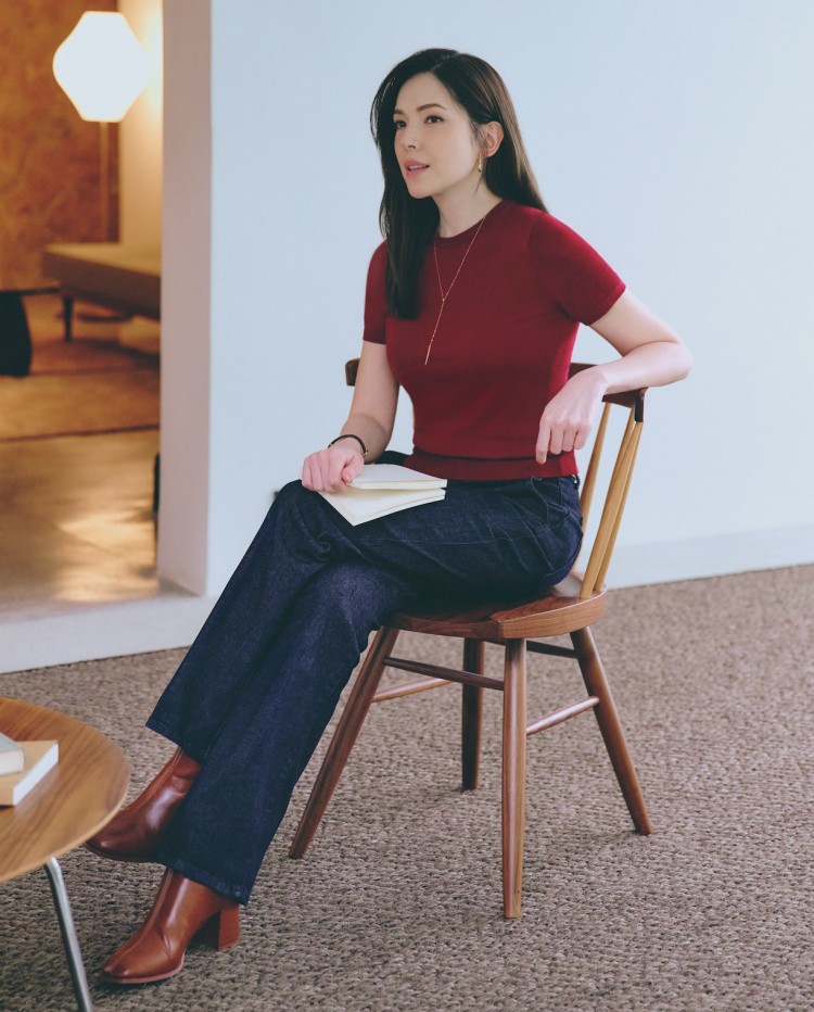 Uniqlo一口氣推出米白、淺灰、淡藍、海軍藍、卡其、黑與紅等多達7種配色，雖是基本款卻一點都不無聊。