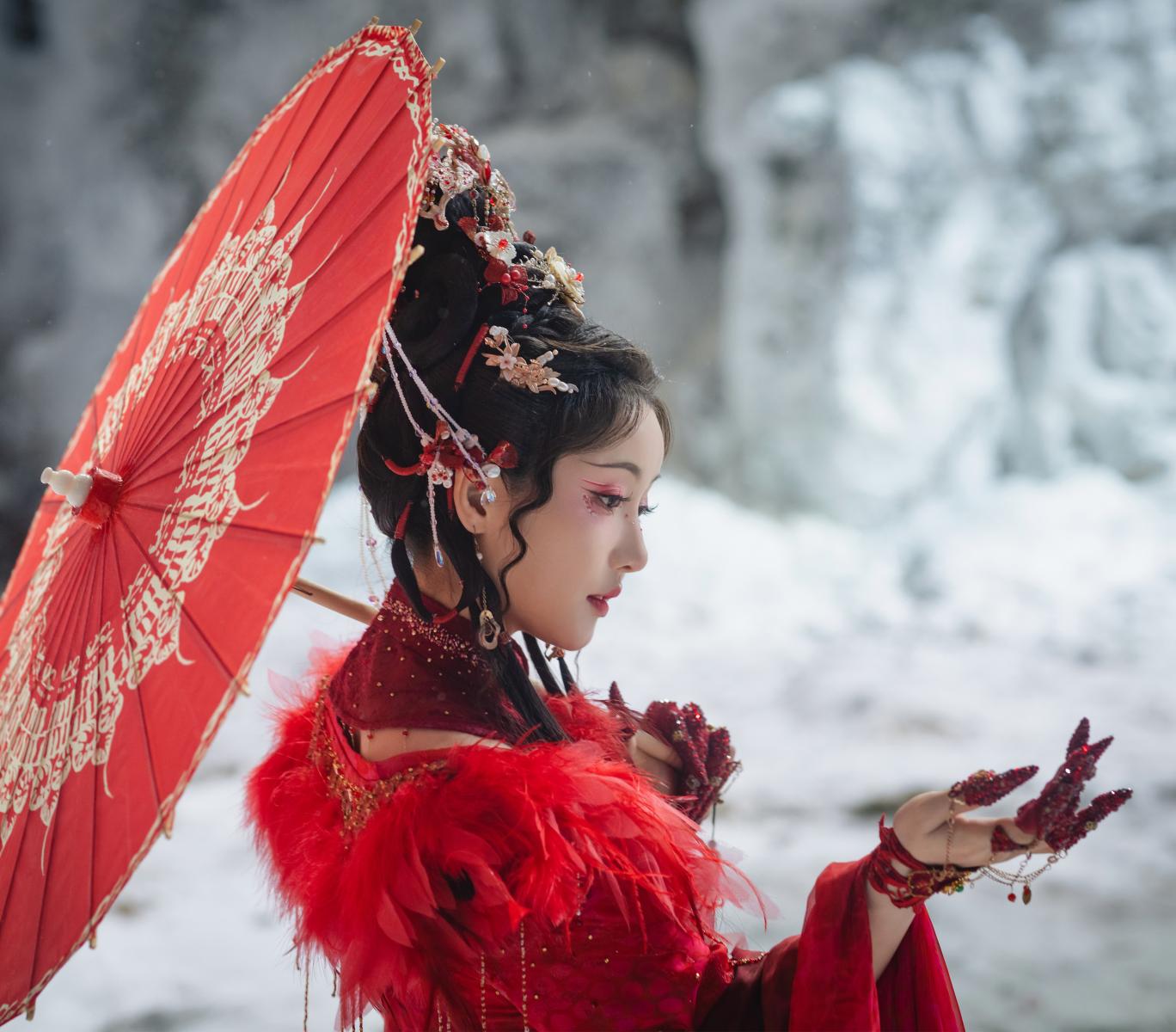 《水龍吟》在視覺上延續「詩意武俠」的風格