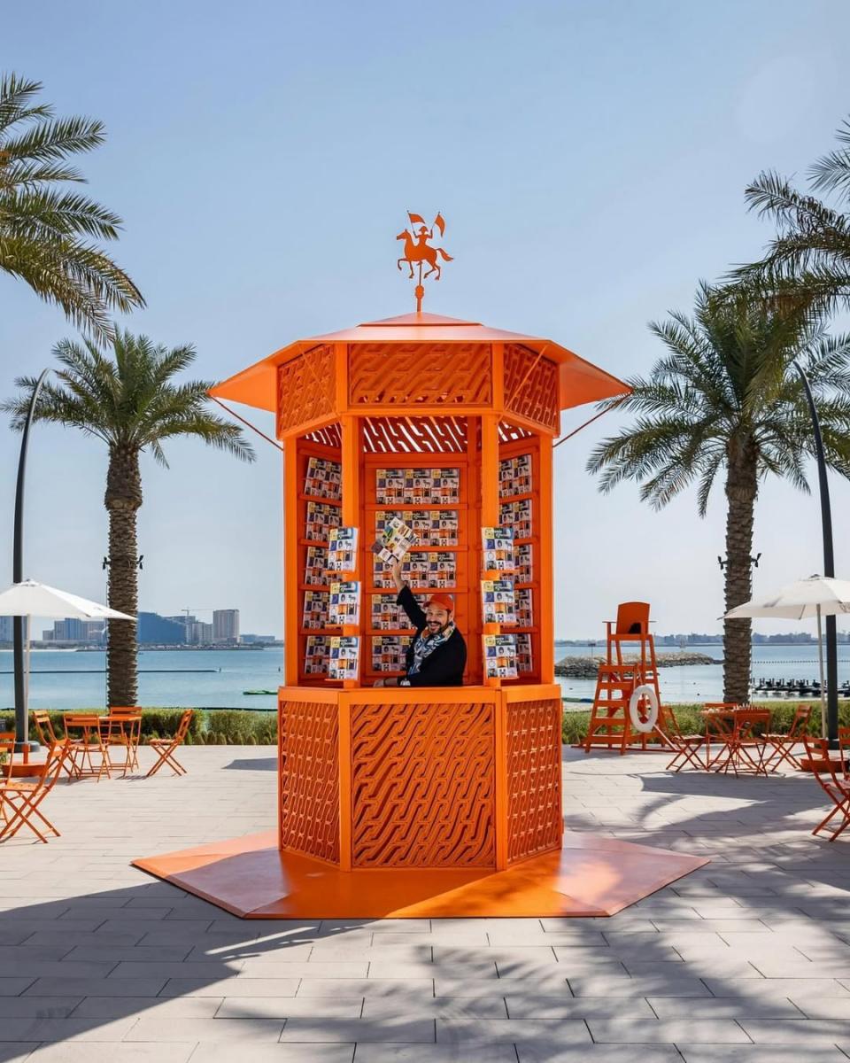 貝恩資深合夥人 Claudia D’Arpizio 指出：「購物狂潮時代已過，體驗與情感已成為奢侈品成長的真正引擎。市場依然具有韌性，但並非不受宏觀經濟複雜性的影響，正航行於脆弱的全球平衡之中。未來將進入一個以品質為導向的成長階段。」換言之，民眾購買奢侈品已不再只是為了炫耀；奢侈品也不再單純作為消費者心中的「身分象徵」，而是承載更多層次的價值考量。