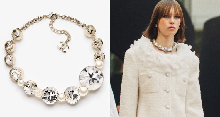 說起香奈兒女士畢生鍾愛的風格元素，其中最具代表性的，莫過於「珍珠」。她曾說過：「珍珠可用於任何場合。不論是優雅地繫於頸間，還是點綴於胸針、手鐲，甚至作為包款上的細節裝飾，珍珠始終是那一抹畫龍點睛的存在。」