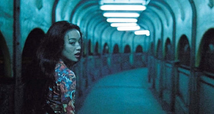 這座全長共約130公尺的中山陸橋，後也因為侯孝賢導演的電影《千禧曼波》而聲名大噪，片中，女主角—舒淇在霓虹夜色中，一邊抽著菸、一邊漫步橋中的悠悠畫面，與林強製作的電子配樂相互交織，彷彿帶領觀眾們一起走入一段如夢境般的長廊，也讓這座原本再平凡不過的陸橋，瞬間增添浪漫與故事感。