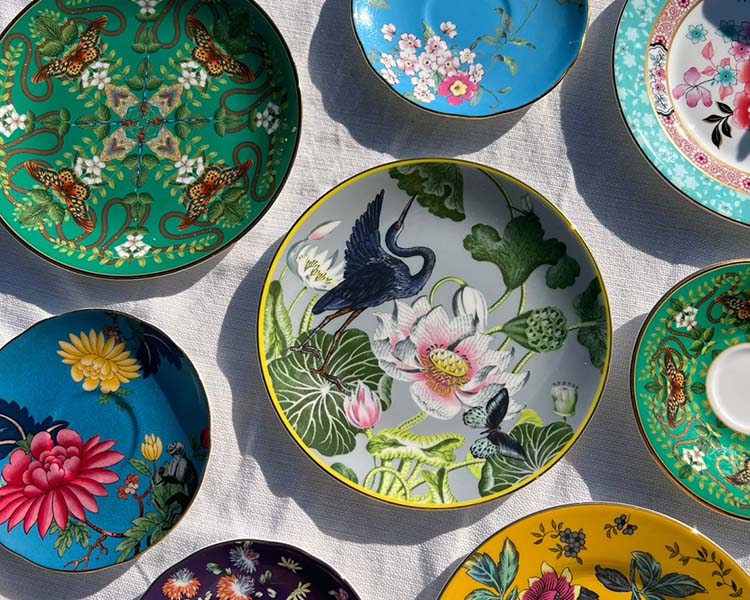 Wedgwood 漫遊美境杯碟組