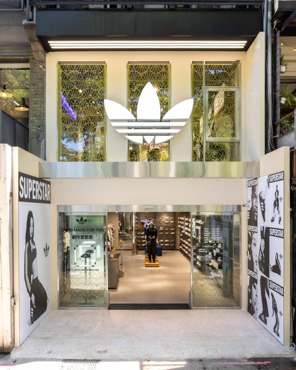 攤開財報可見，大中華區在本季繳出出色成績，營收年增 10%，達 9.5 億歐元（約新台幣 340 億元），呈現穩健回升趨勢。對此，愛迪達執行長比約恩·古爾登（Bjørn Gulden）表示：「這是我們公司有史以來單季的最高紀錄，各類的運動產品都在所有地區實現強勁增長，2025 年是成功的一年。我們銷售的是：運動表現、舒適感，以及生活風格。」