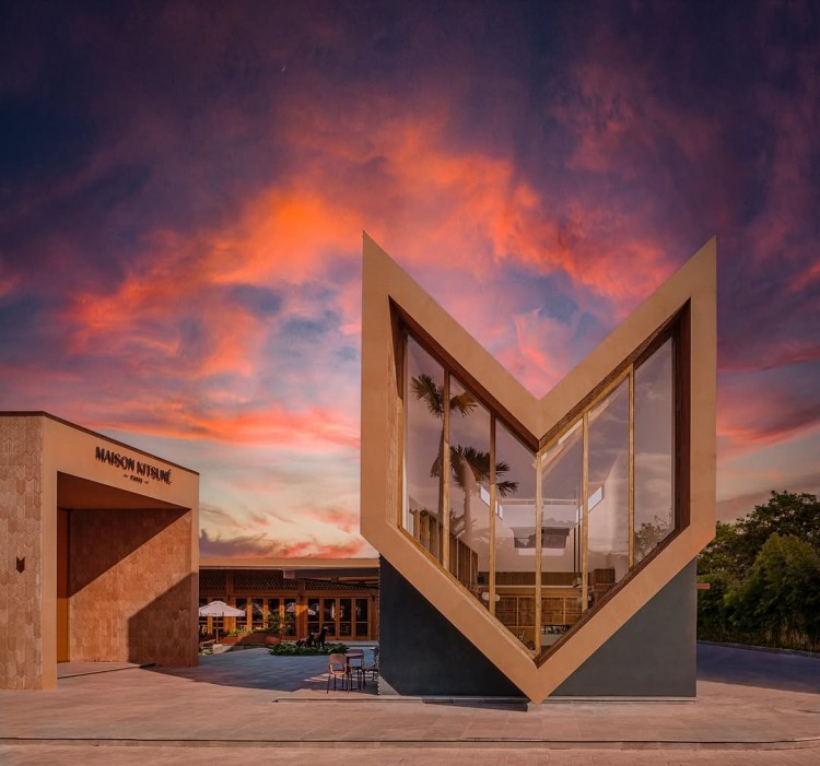 Maison Kitsuné 進駐餐飲的成功，亦讓品牌擴大野心，去年七月品牌於印尼峇里島開設首間酒店「Desa Kitsuné」