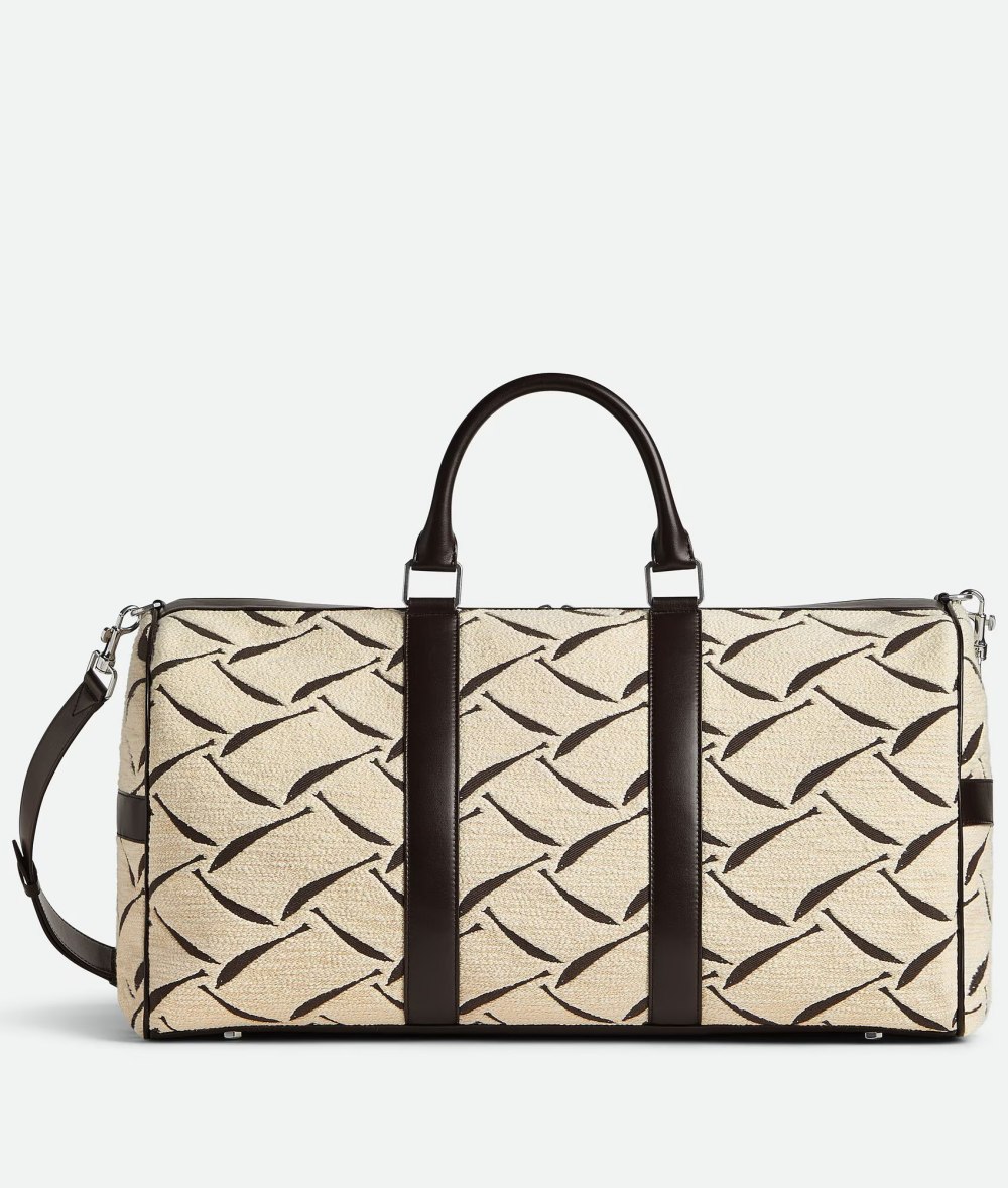 Bottega Veneta 以精緻的皮革編織在時尚圈站穩陣腳