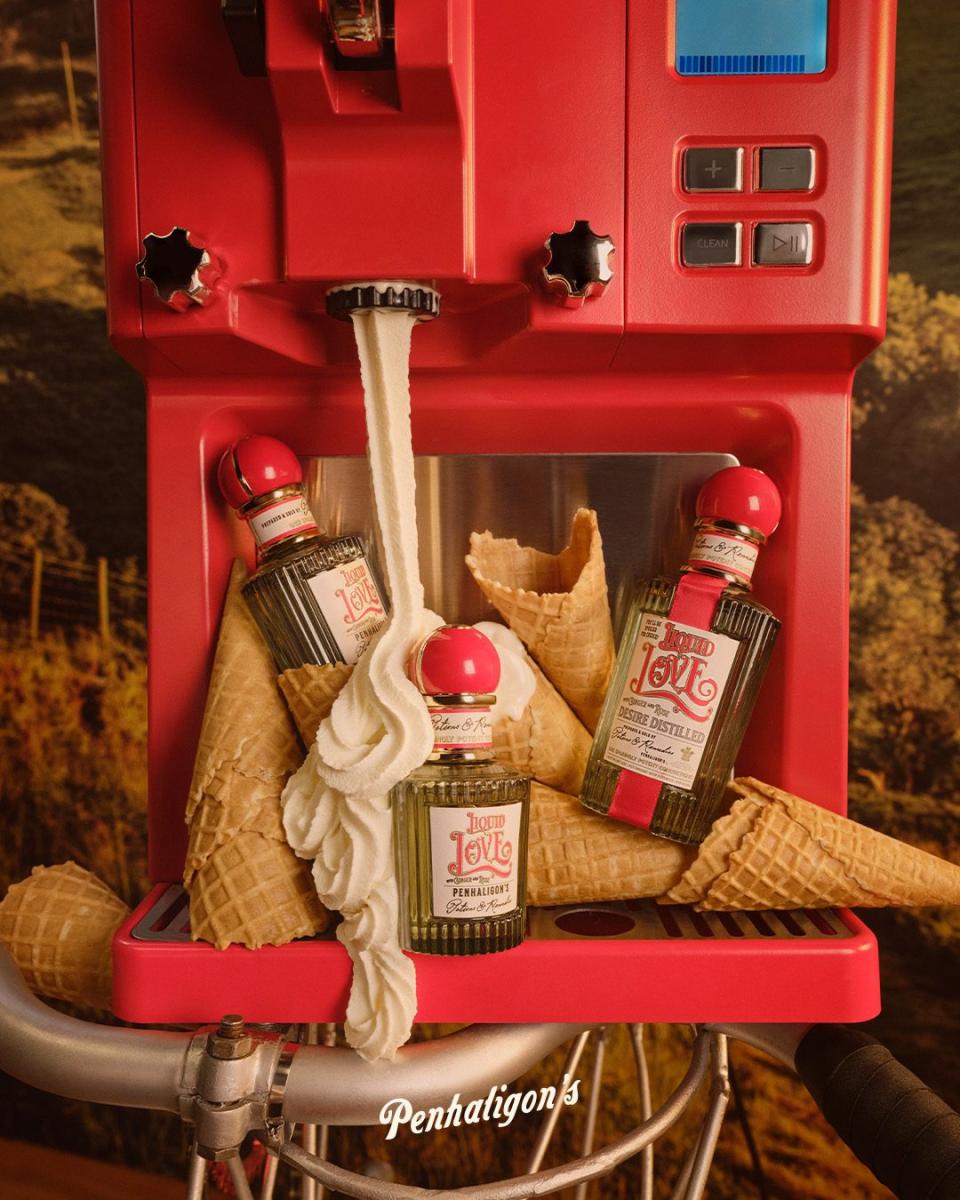 近年來，小眾香氛已成為全球香氛市場中增長最快的品類，Aesop、Le Labo 等品牌皆為其中佼佼者。如今，Puig 旗下的小眾香氛業務（Byredo 和潘海利根）已占全球高端香水市場 10.9%，成長幅度亮眼，也反映現代消費者在香氛選擇上更加挑剔與追求獨特。香氣不再只是與他人區別的方式，更代表一種「生活風格」的延伸，形塑個人獨一無二的特質。