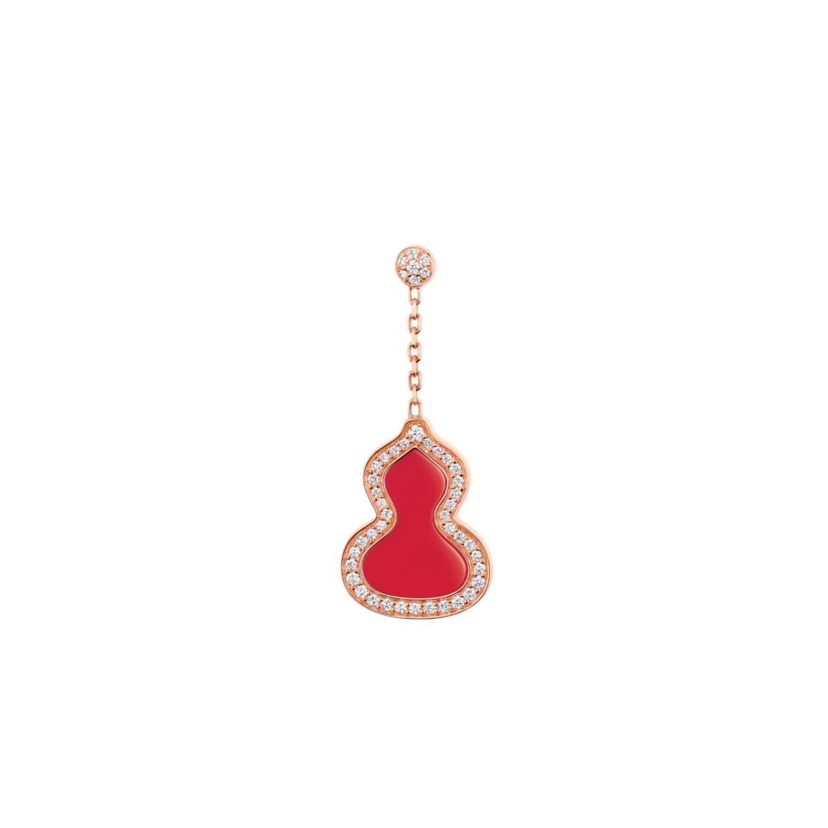 Qeelin Wulu 18K玫瑰金鑽石及紅瑪瑙小型耳環。（價格 NTD 135,000）