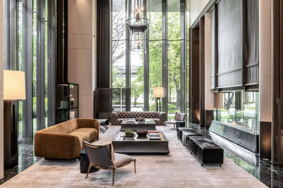 作為日本第一大、全球前三大的建築事務所，NIKKEN SEKKEI 將打造東京晴空塔的結構技術完整應用於台中，其首座超高層住宅作品「寶璽天讚」樓高達 138 公尺，坐落於七期新市政中心，為區域內唯一面南、擁有超大棟距的超高層住宅。秉持技術、美學與永續並重的理念，強調耐震結構、光影節奏及通風採光的平衡，以極簡沉穩的設計語彙，重新定義台中天際線。