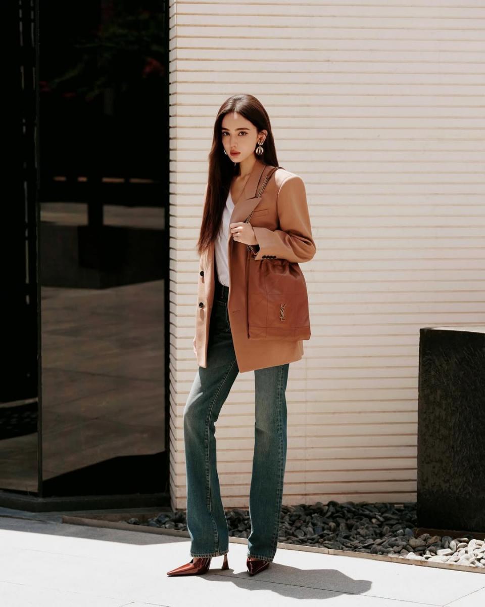 《玉茗茶骨》古力娜札美私服5個同款包推薦！Coach這款兩萬內就可入手