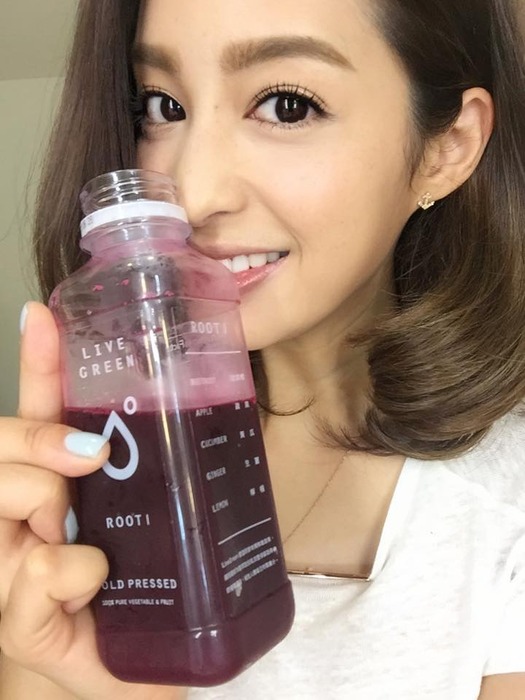 名模出身的新生代女星莫允雯平日就喜歡多吃些對美膚有益的食物。