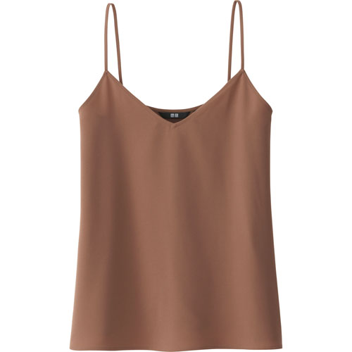 Uniqlo女裝垂墜風細肩帶上衣,790元。