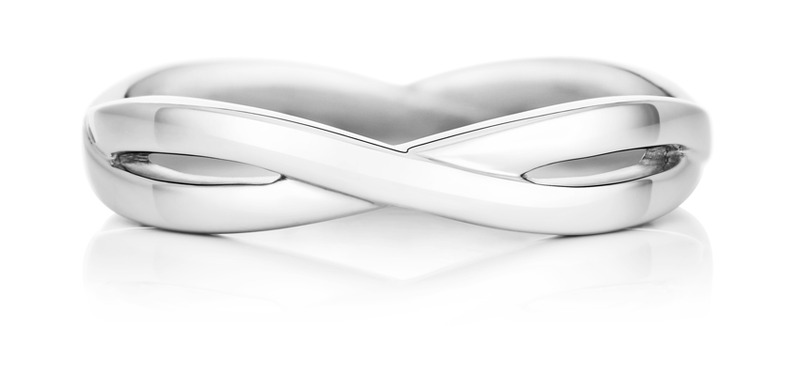 De Beers Infinity 白K金戒環 (3mm)。