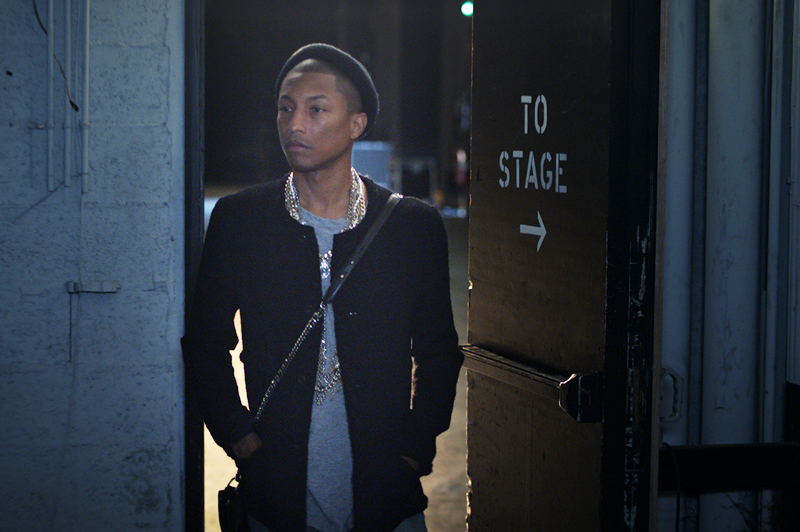 讓菲董直呼捨不得放下的"女包"！壓軸拍攝香奈兒Gabrielle包款微電影最終曲曝光！