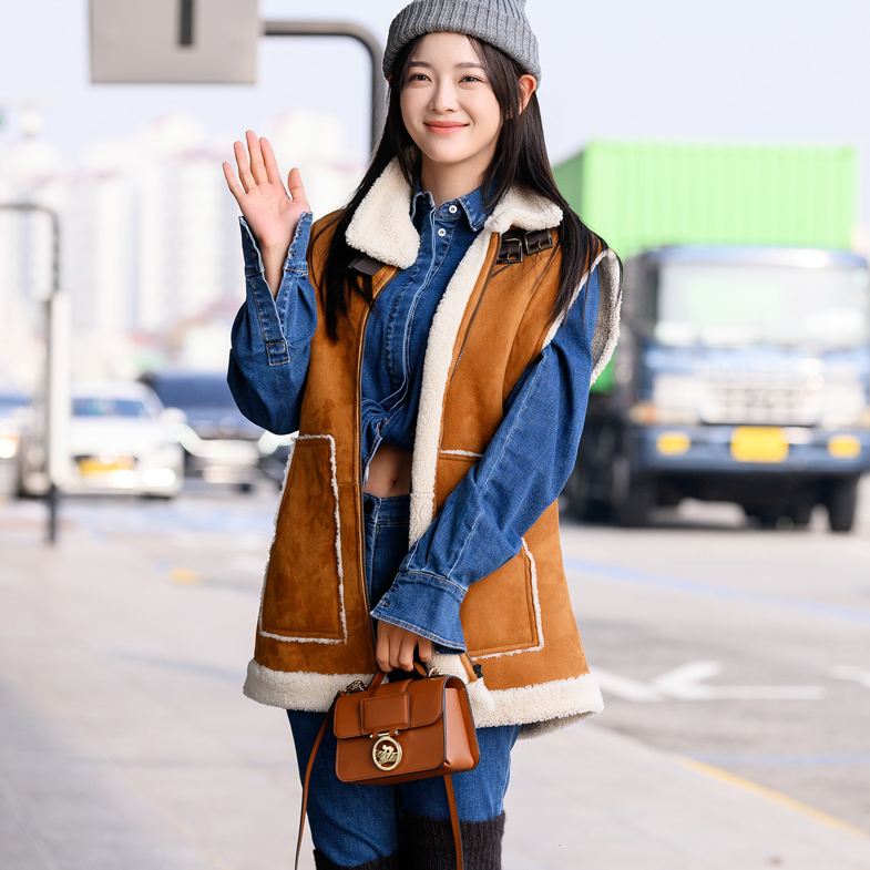 秋冬最強 It bag！Longchamp新包「Box-Trot」，《社內相親》金世正、《黑豹》露琵塔…女星私著都揹著它