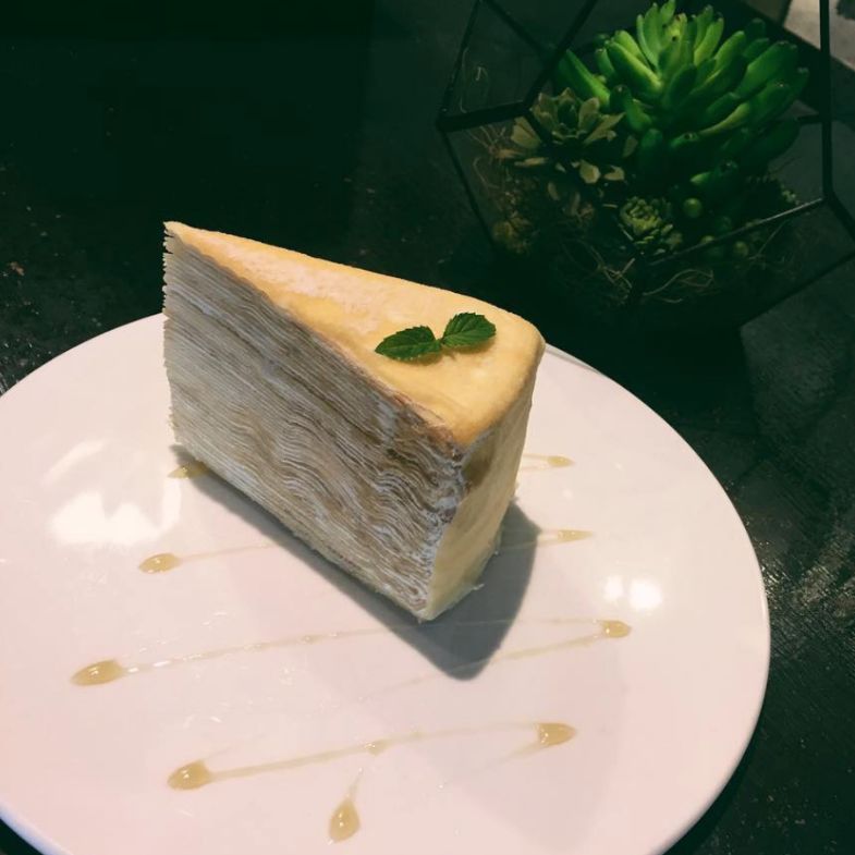 竇騰璜、張李玉菁改行賣蛋糕？“全台最高千層蛋糕”美味隱身台南「兜空間」！
