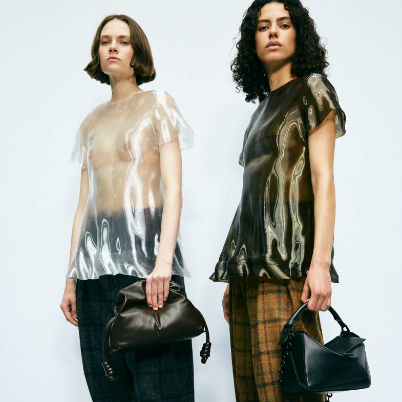 Loewe Puzzle包不夠看！2022秋冬大秀汽車裝、氣球鞋全都超吸睛，這款「澎澎包」真的太萌了！