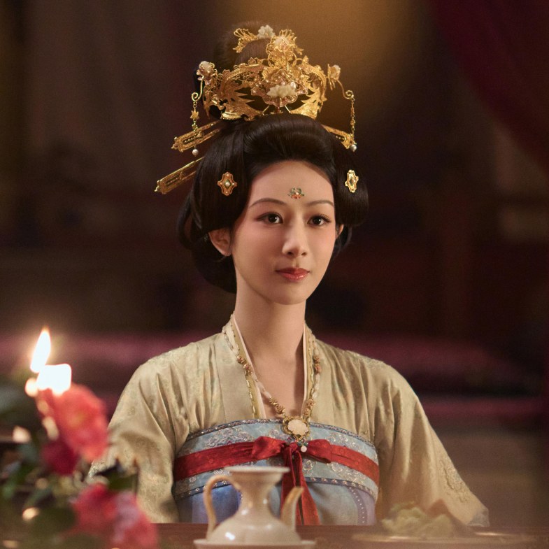 《錦繡芳華》線上看12點：楊紫、李現結局先虐後甜，反派下場曝光