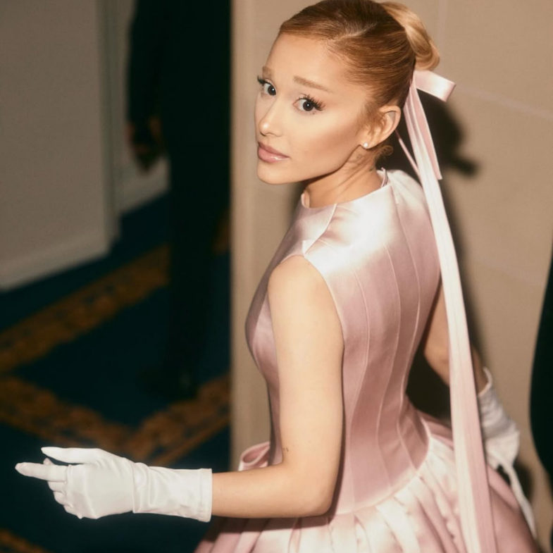 Spotify 全球最多「十億」單曲女歌手排行榜 Top10，亞莉安娜·格蘭德超越泰勒絲、蕾哈娜奪冠！