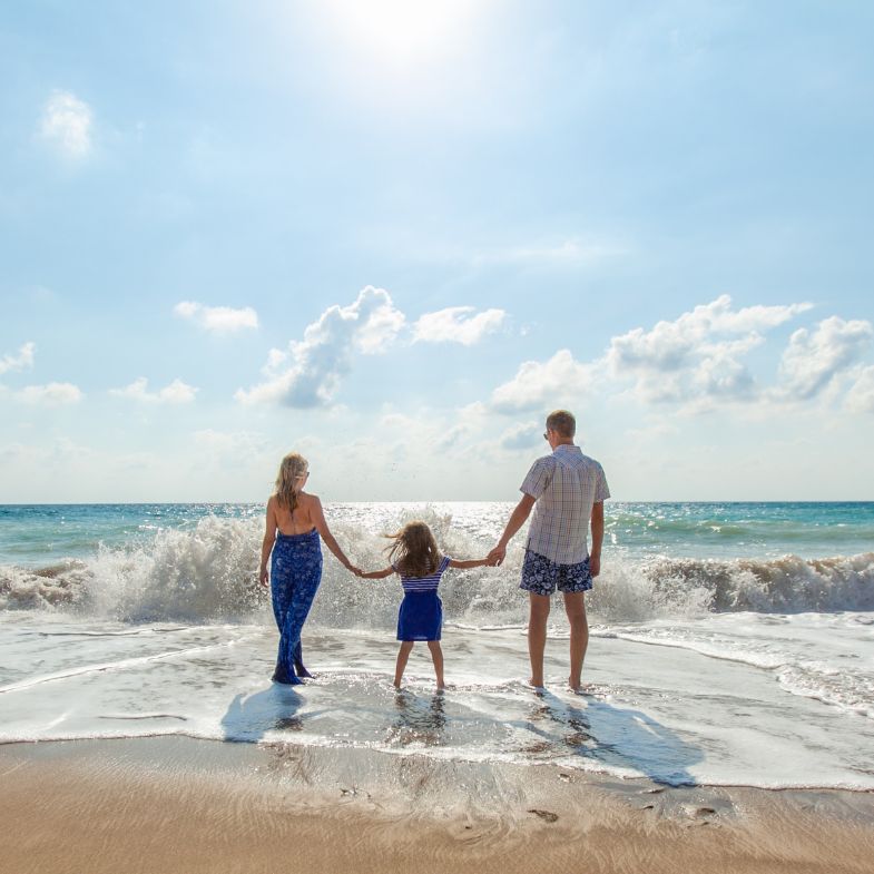 孩子像爸爸或媽媽比較多？專家實證的 7 大遺傳真相：原來男生的智商，大多遺傳自 XX！