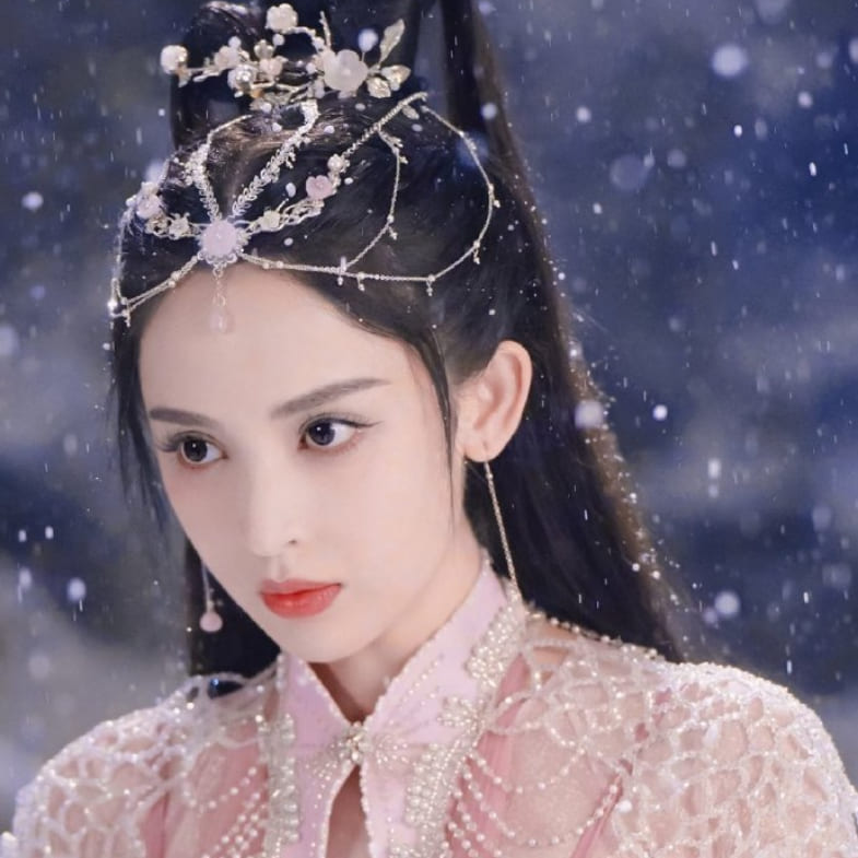 2022最期待魔幻陸劇《雪鷹領主》首發劇照！許凱搭檔古力娜扎，夢幻顏值湊成神仙CP！