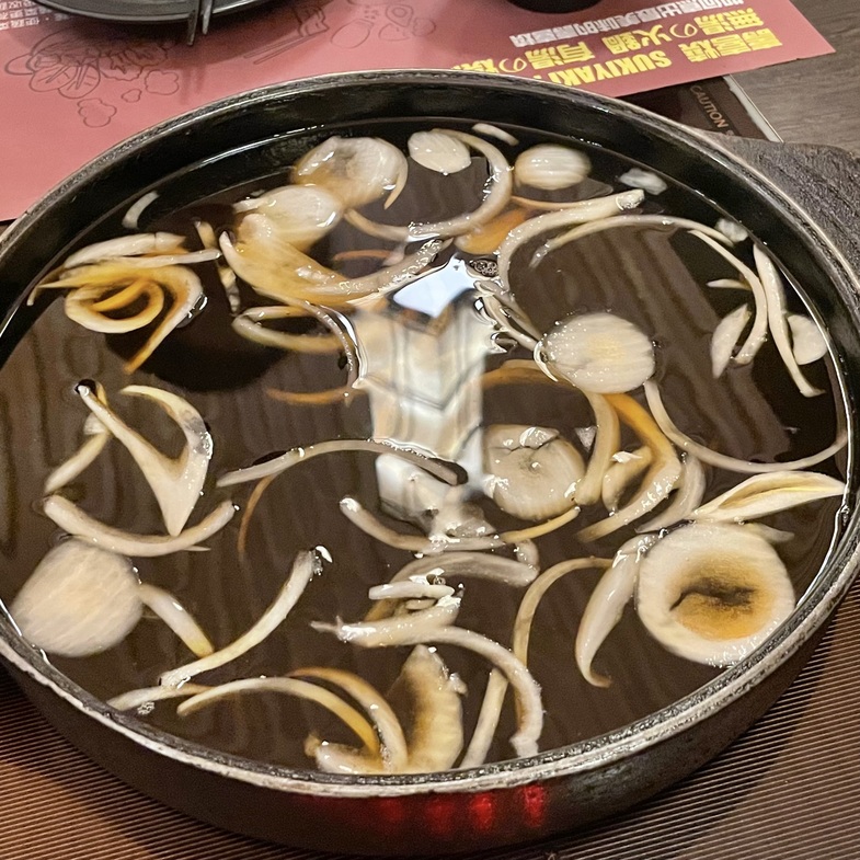【桃園人帶路】在地人絕對吃過的「一番地壽喜燒」，多種肉品吃到飽只要五百，紅到全台狂開分店！