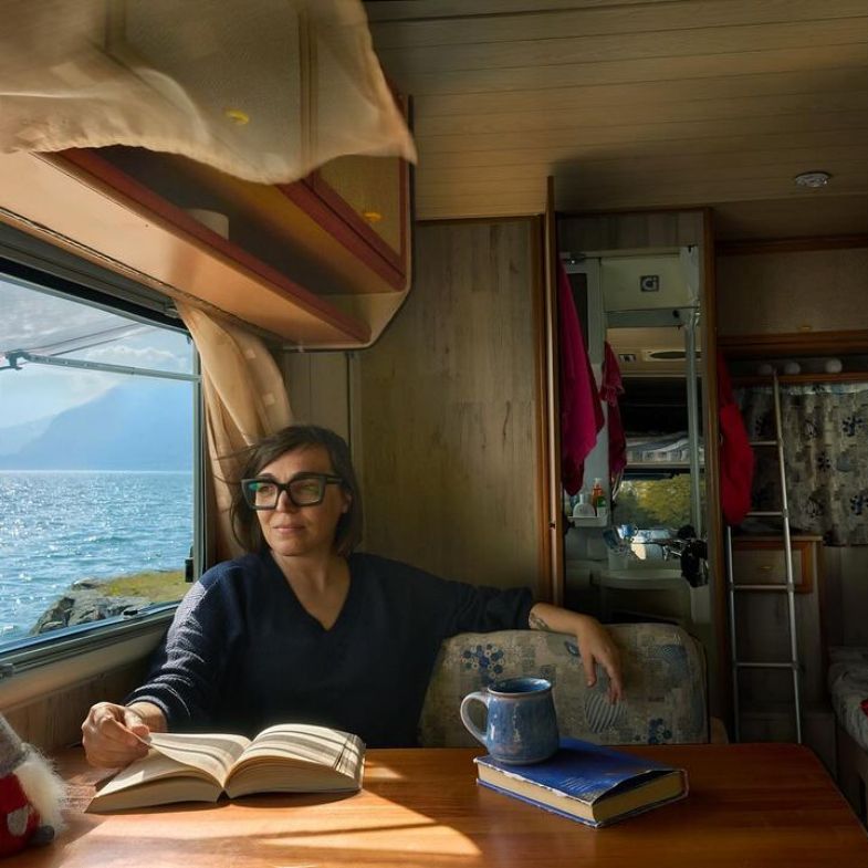 IKEA 找來「全球最貴」攝影師，拍出一系列沒有「商品」的廣告：背後藏著什麼重要策略？