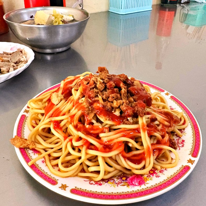 【食間到】台中「天津古早味炒麵」無招牌飄香30年！經典吃法公開