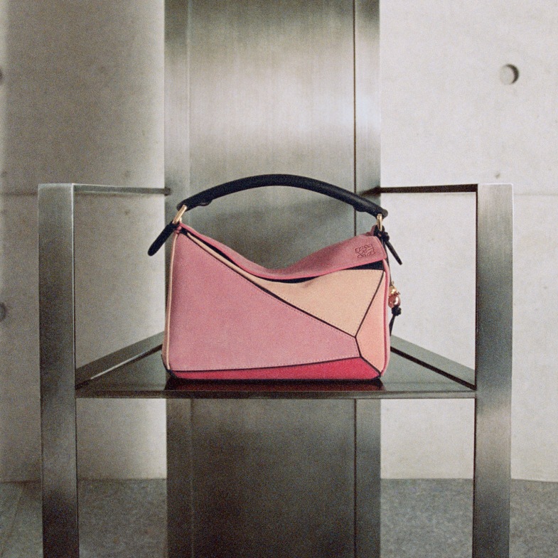 Loewe Puzzle包問世10週年買氣不減！6大亮點解析這經典創作！