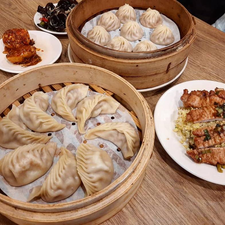 6元水煎包你吃過嗎？3間銅板美食推薦，超大份量蘿蔔絲餅、老字號中式點心不能錯過