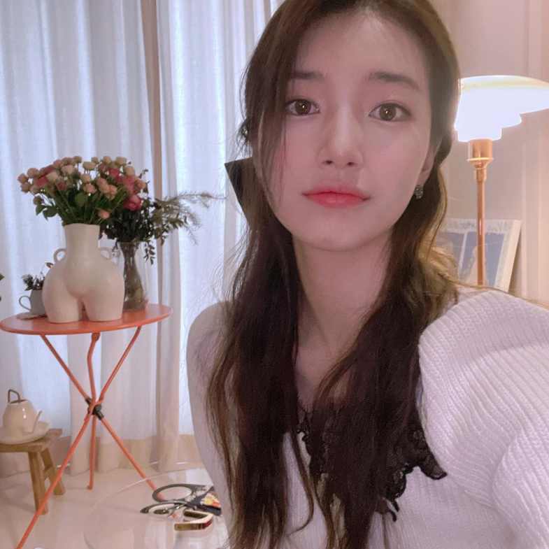 原來女神都是這樣選造型？6大身型最佳髮型配對範本，梨型身材適合「空氣感捲髮」！