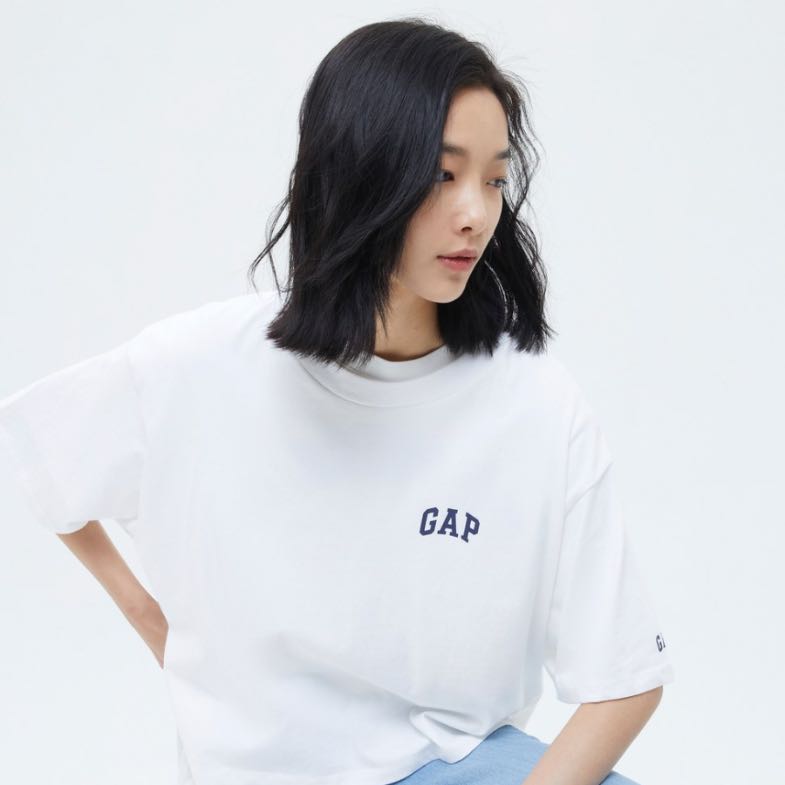 Gap擺脫疫情陰霾Q1銷量大漲28%，不只「LogoT恤」，5個內行人一買再買的經典款！