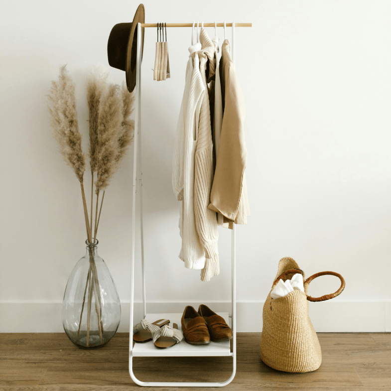 「這 5 種」配件最難收？圍巾、皮帶、帽子，收納術大公開！