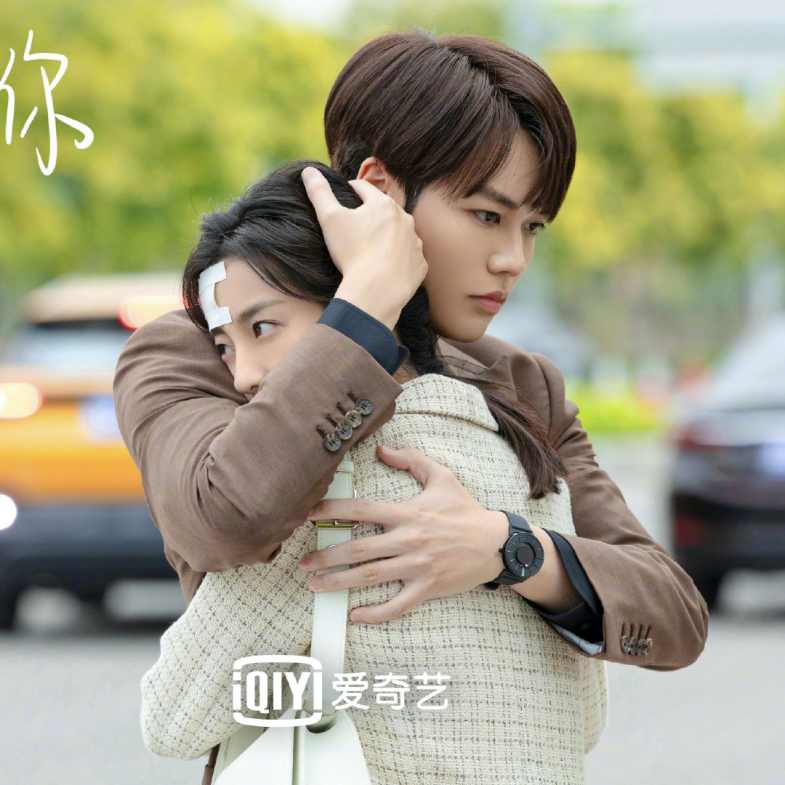 分手後很久還是放不下前任！「最念舊的星座」TOP5，處女座竟然也在榜上？