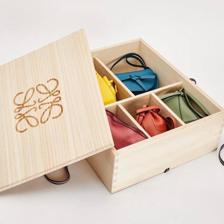 Loewe 包包推薦「經典迷你包」禮物盒！Puzzle、Balloon...5款話題包一次擁有