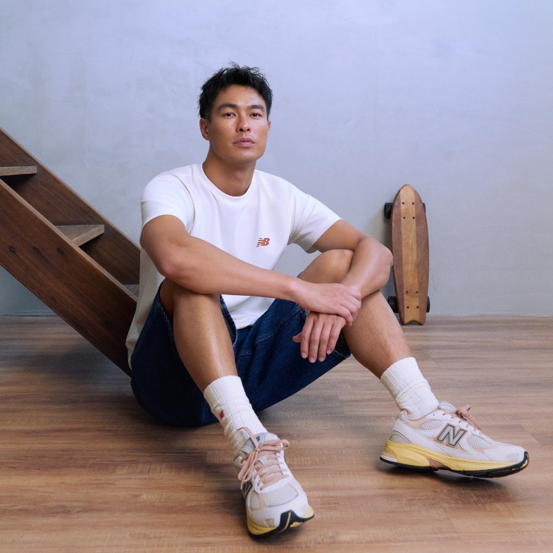 楊祐寧搶先上腳 New Balance 2010 「質感型、少年感」穿搭公式，帥感拉滿堪稱今夏穿搭教科書
