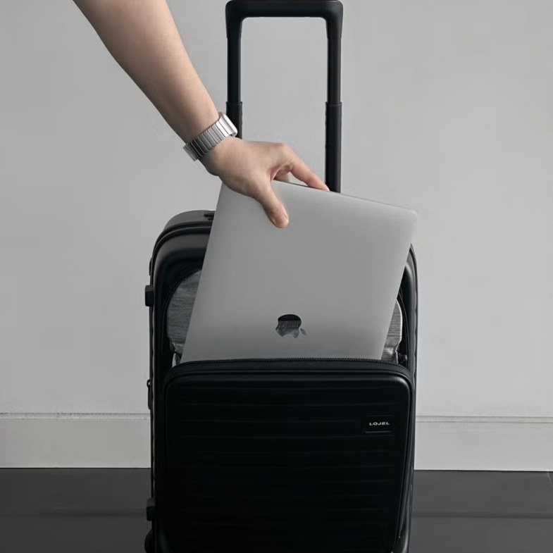 2025必備前開式行李箱推薦Top 10：Rimowa全新設計，高CP值首選是「這款」