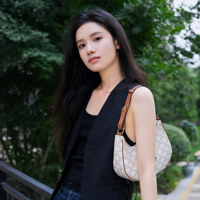 《藏海傳》張婧儀拍戲狂掉髮！小紅書公開養髮6秘訣：洗髮精都這樣選