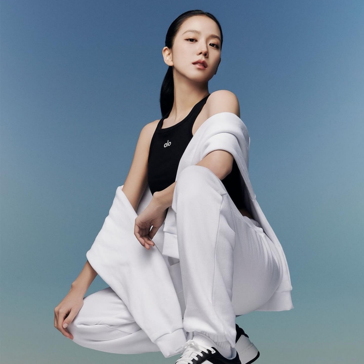棉褲穿搭15公式+單品推薦：Jennie、IU都示範，懶人穿搭這樣做