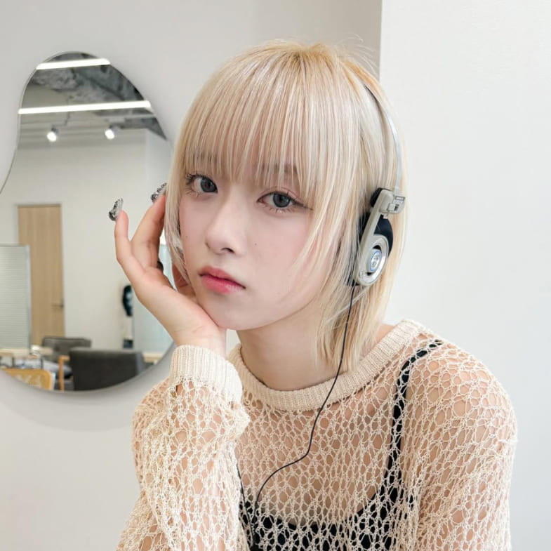2025春夏短髮髮色推薦！6款清爽造型趨勢：草莓奶茶色、冷紫色正流行